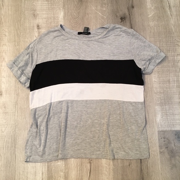 Forever 21 Tops - ⭐️2 FOR 5⭐️F21 stripe tee